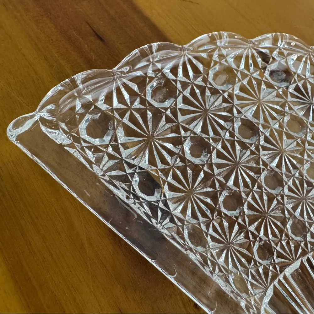 Anchor Hocking Daisy & button textured‎ clear glass fan